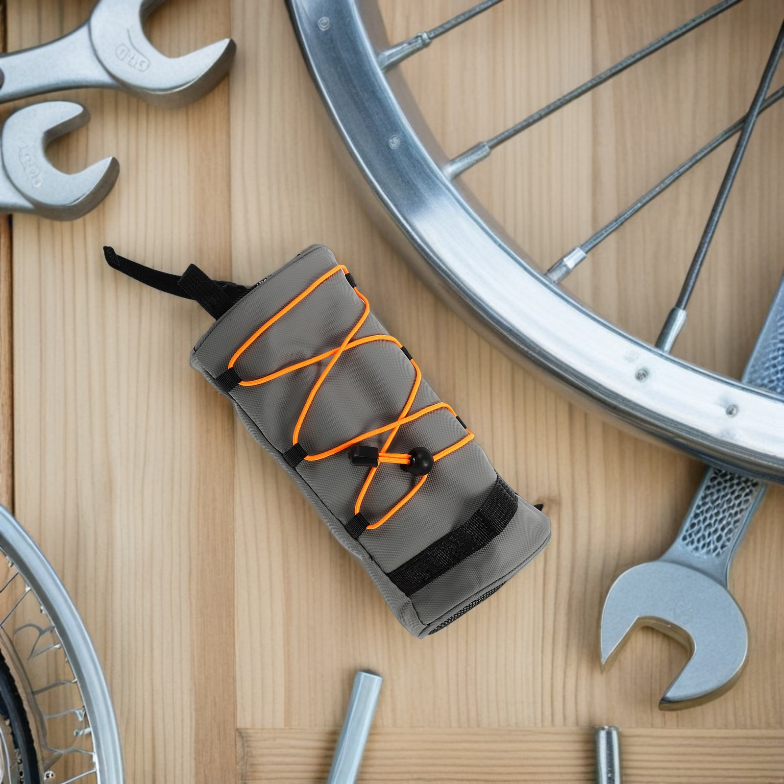 Road Cycling Essential Gear - حقيبة دراجة مقاومة للعوامل الجوية تُثبت