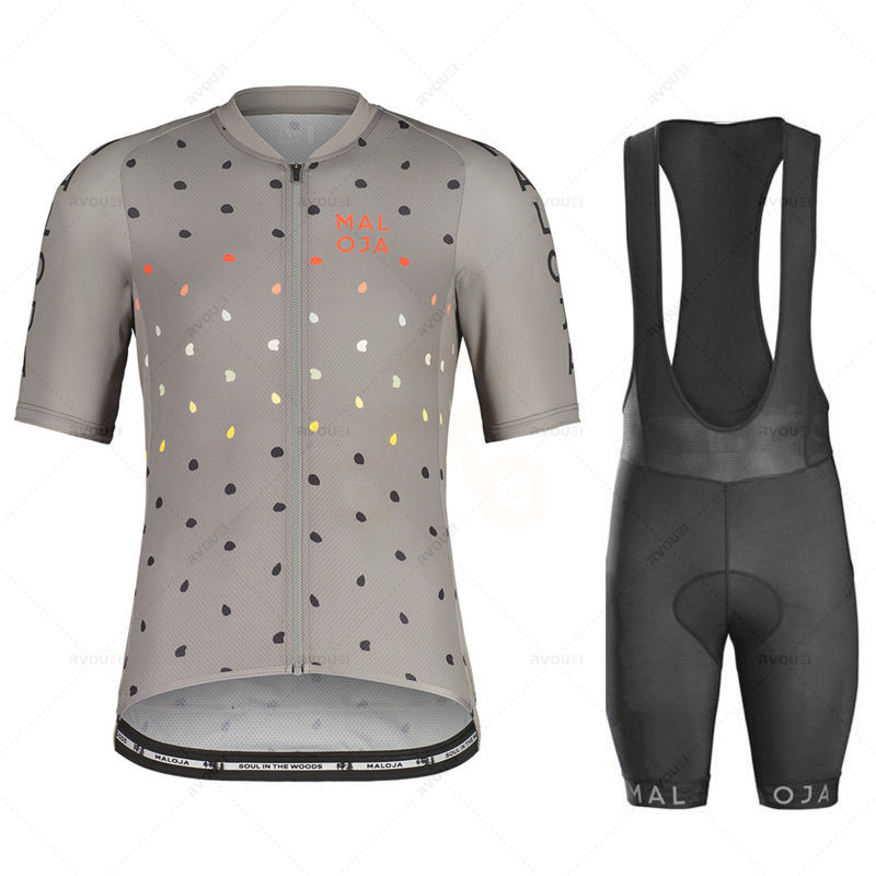 مجموعة ملابس ركوب الدراجات بأك - مراجعة Cycling Gear Sale وسعره
