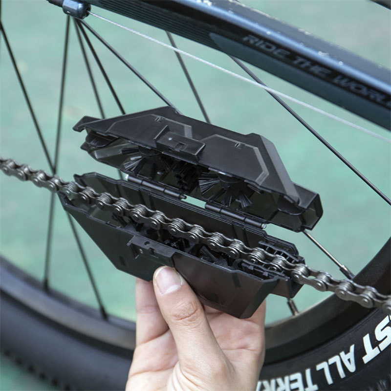 صندوق فرشاة تنظيف سلسلة الدراج - مراجعة Bike Chain Cleaner وسعره